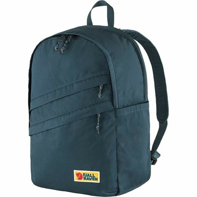 Men's Fjällräven Vardag 28 Laptop Backpacks Navy | 4105LMBTY